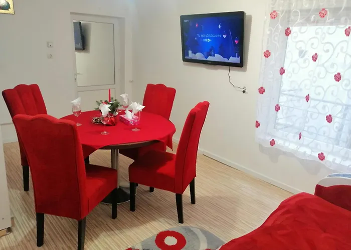 アパート Ursul Balu ブラショフ